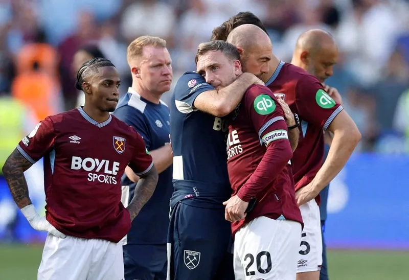 cau lac bo bong da west ham united