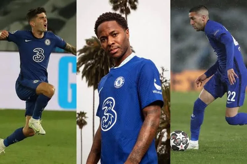 Tiền đạo Chelsea